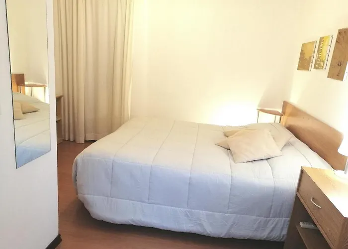 Apartment Centre